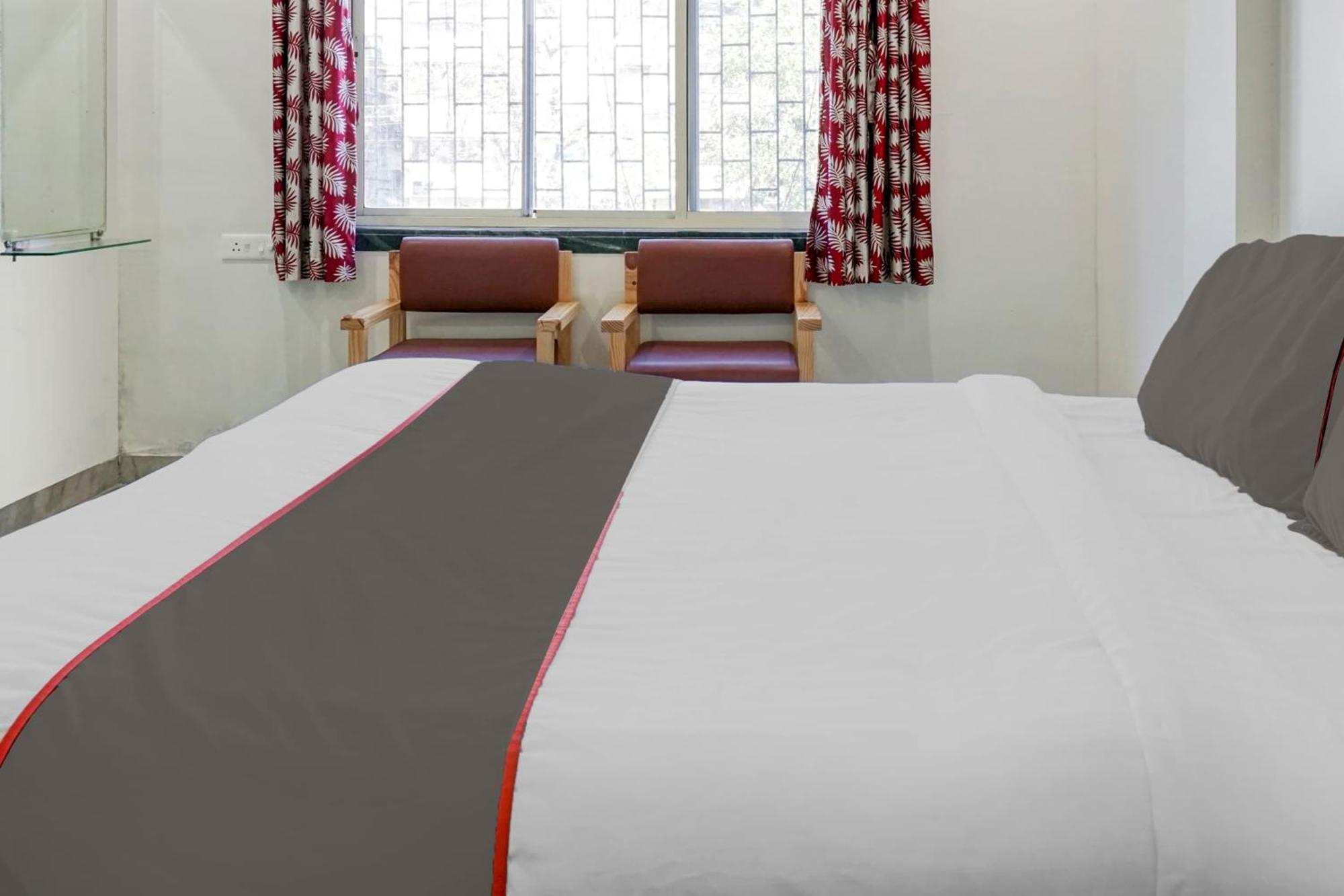 Collection O Shreya Hotel Talegaon Dabhade Eksteriør billede