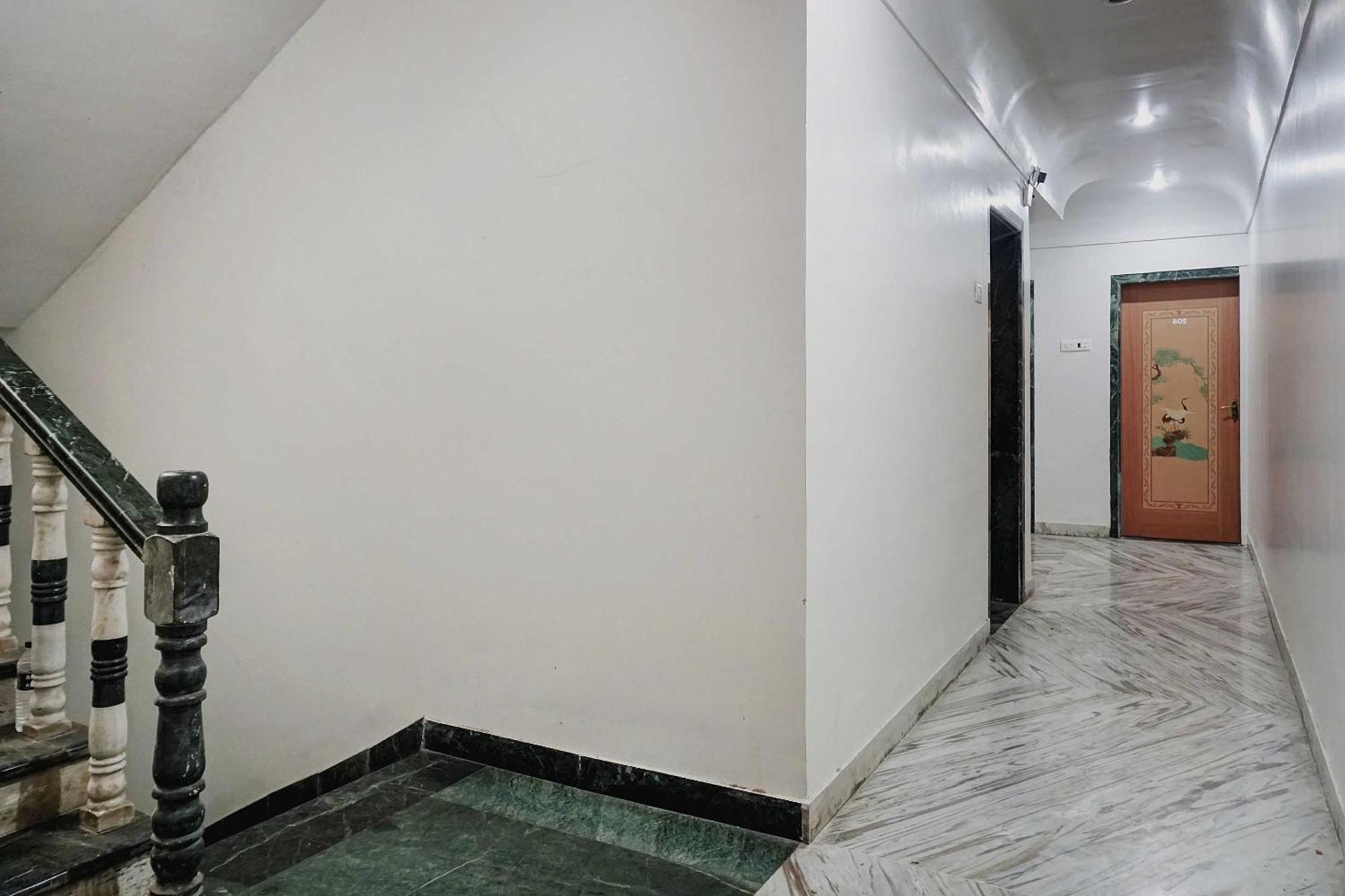 Collection O Shreya Hotel Talegaon Dabhade Eksteriør billede