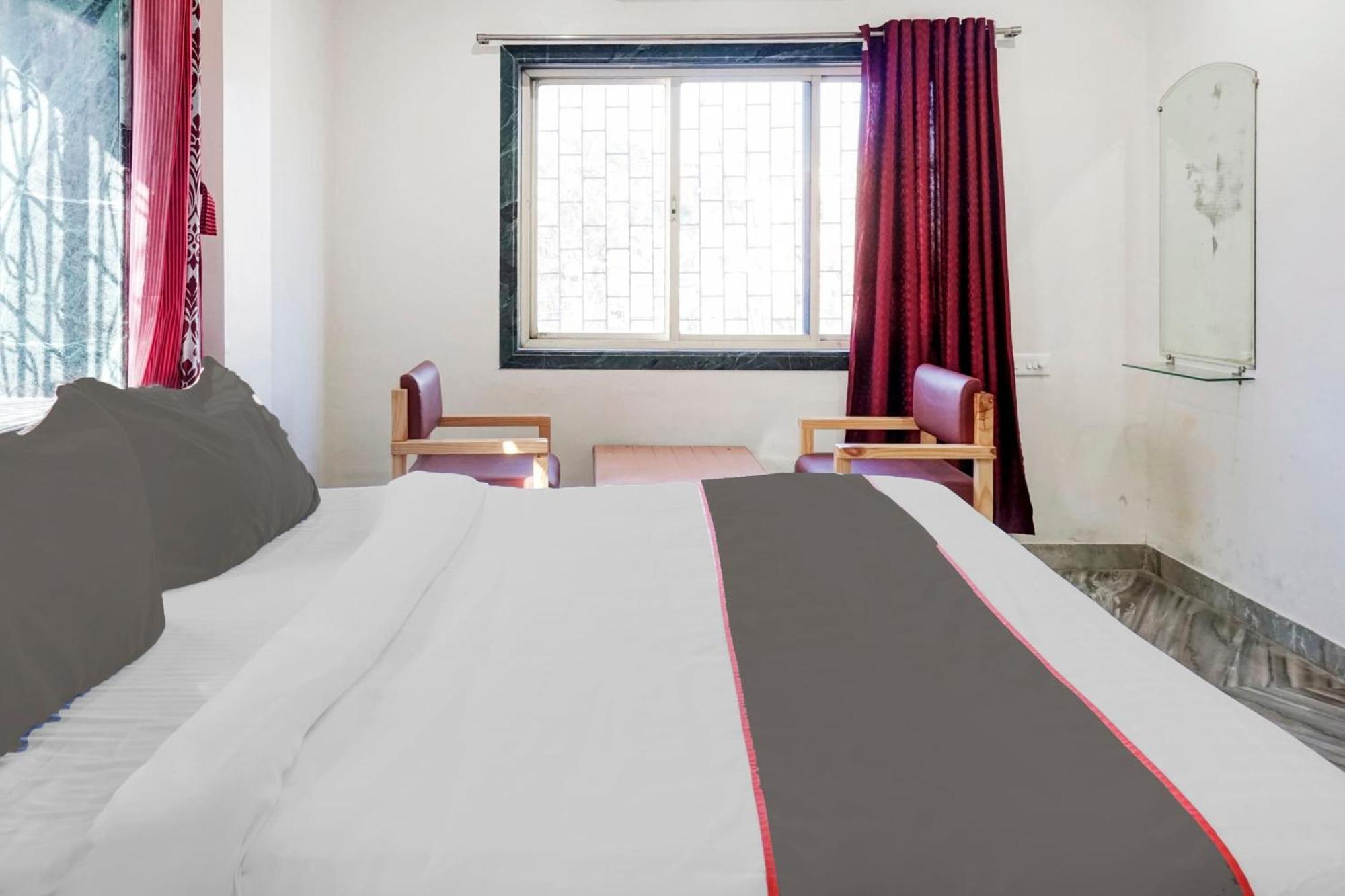 Collection O Shreya Hotel Talegaon Dabhade Eksteriør billede